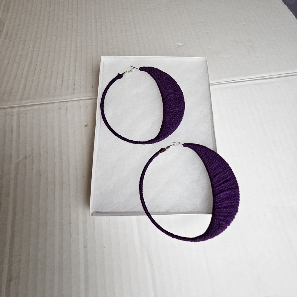 Divine Essence Women Knockout Large Purple Pierce Earrings - Picture 2 of 7